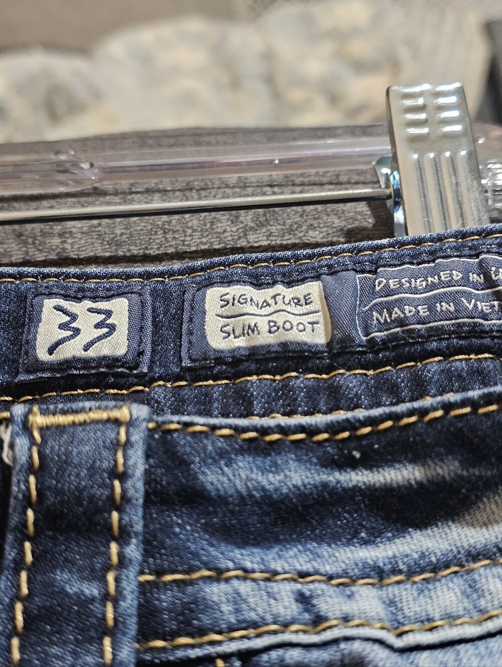 Miss Me Women’s Blue Washed Embroidered Pocket Jeans - Picture 9 of 10